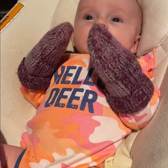 Handmade Newborn Mittens - Picture 3 of 3